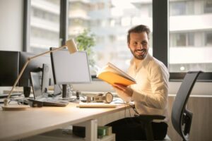 Franck – Diplôme “Master 2 – Ressources Humaines”,